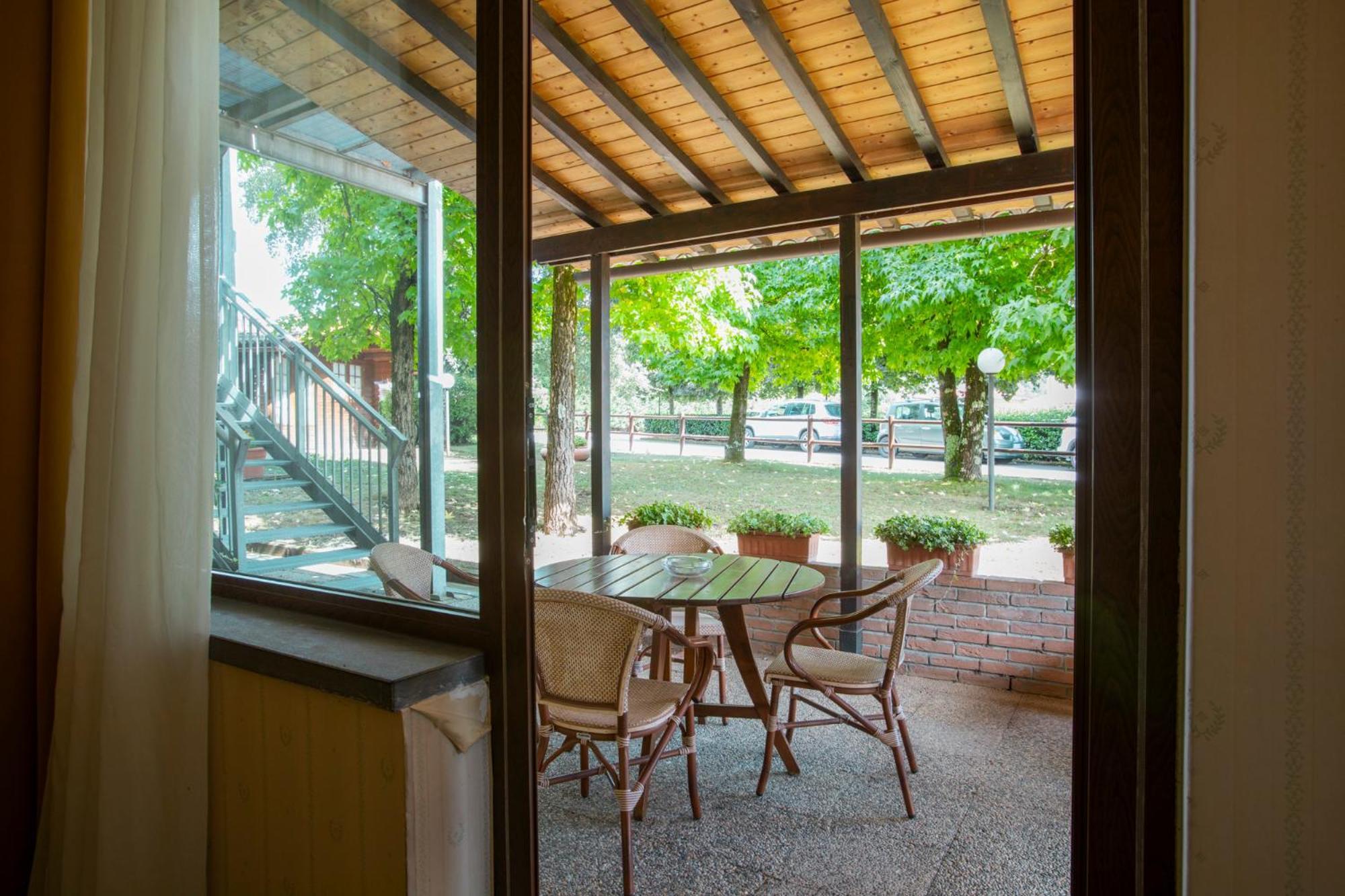 Hotel Ristorante La Lanterna Castelnuovo di Garfagnana Ngoại thất bức ảnh
