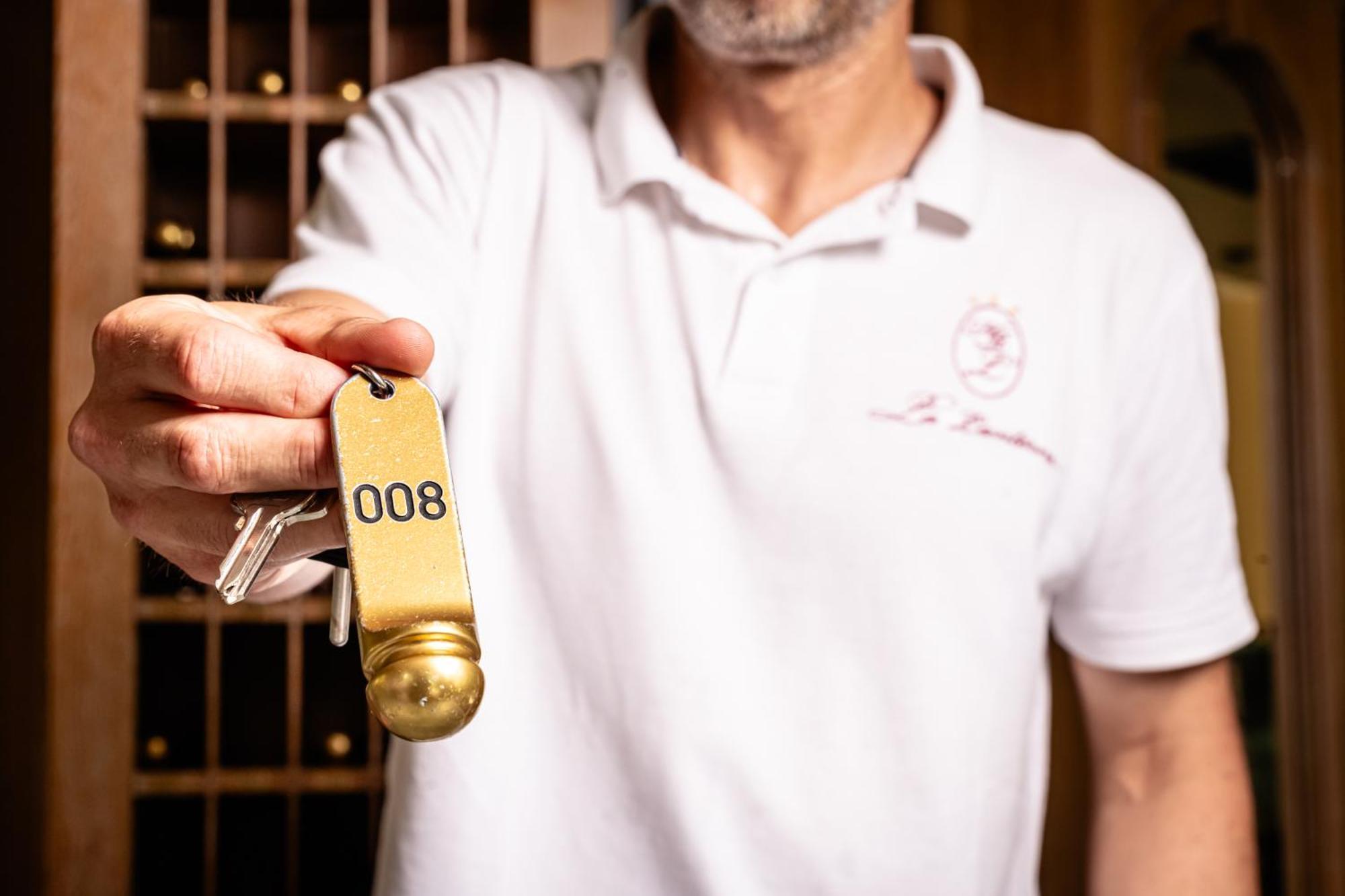 Hotel Ristorante La Lanterna Castelnuovo di Garfagnana Ngoại thất bức ảnh