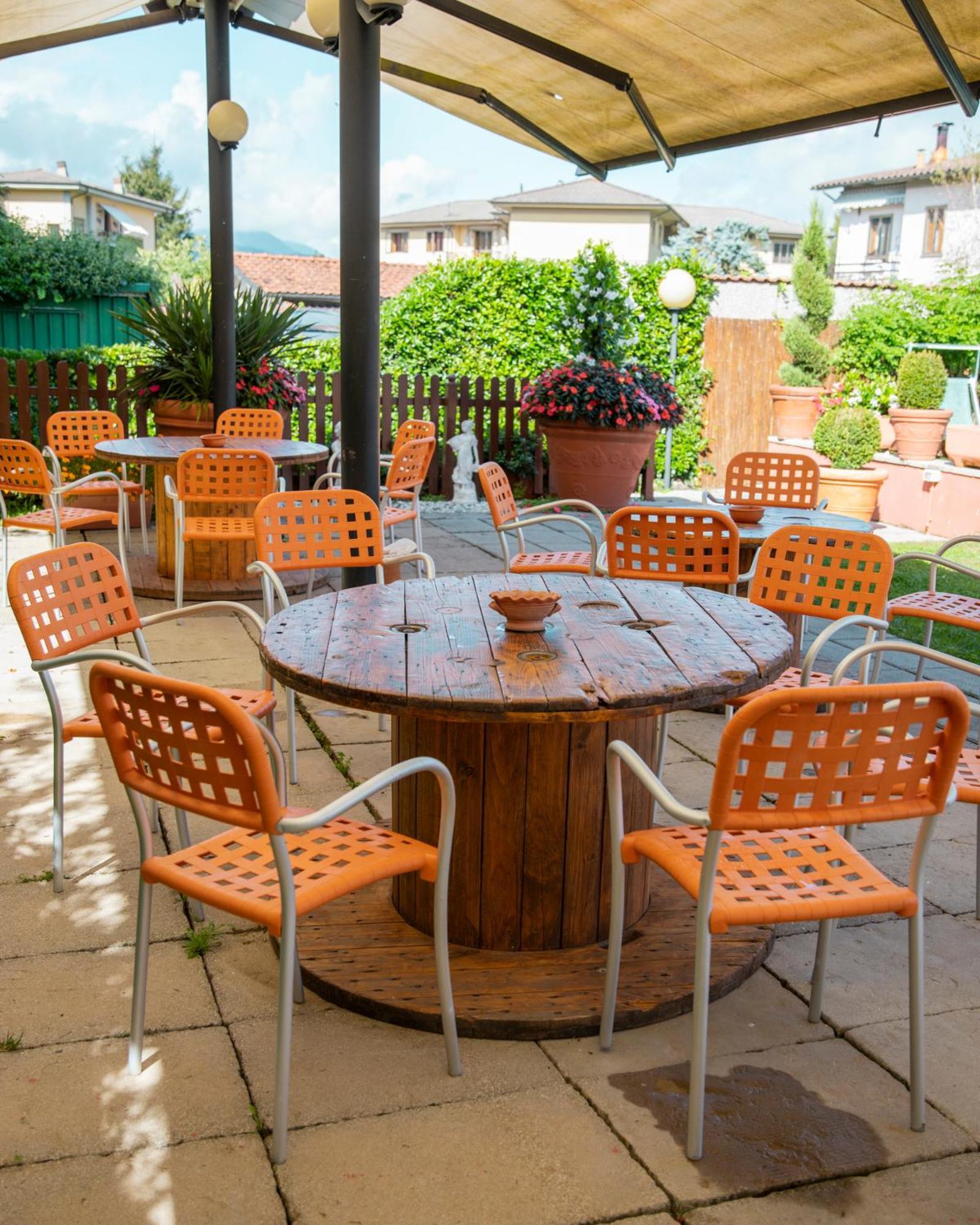 Hotel Ristorante La Lanterna Castelnuovo di Garfagnana Ngoại thất bức ảnh