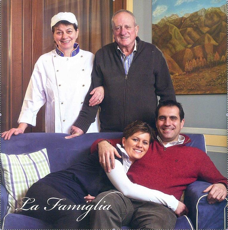Hotel Ristorante La Lanterna Castelnuovo di Garfagnana Ngoại thất bức ảnh